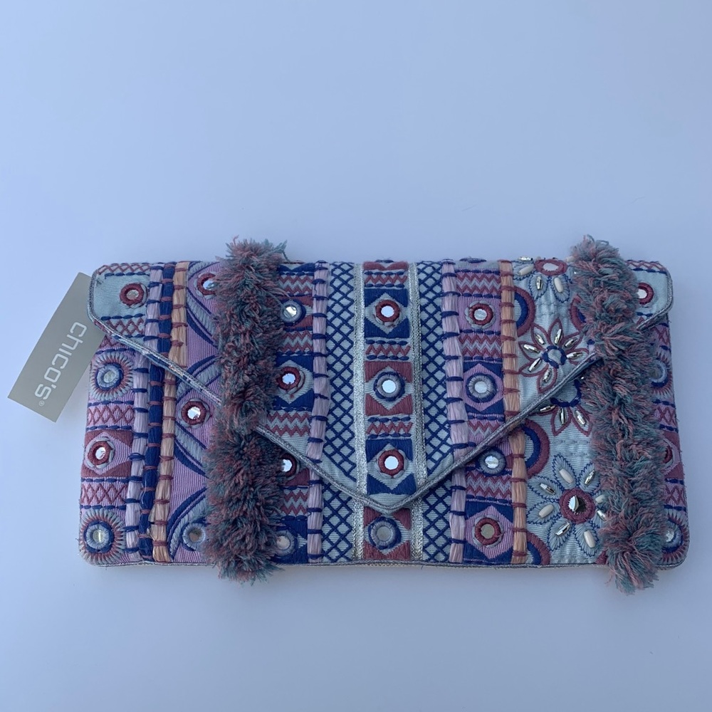 Clutch purse.